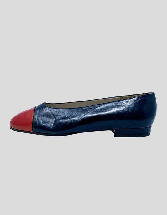 CHANEL Vintage Black and Red Flats - 7 US