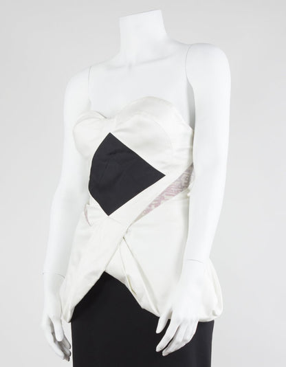 Guishem Cream And Black Sleeveless Bustier With Double Peaked Hem Design - Small