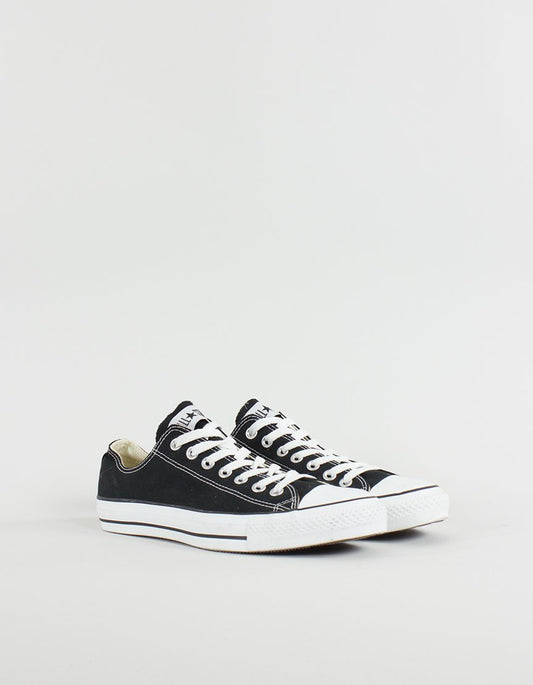 Converse Chuck Taylor All Star Classic Shoes Size 9