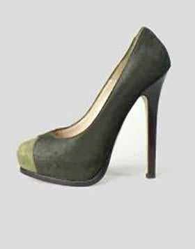 Fendi Militare Pony Hair Platform Closed Toe Pump - 37 IT | 7 US