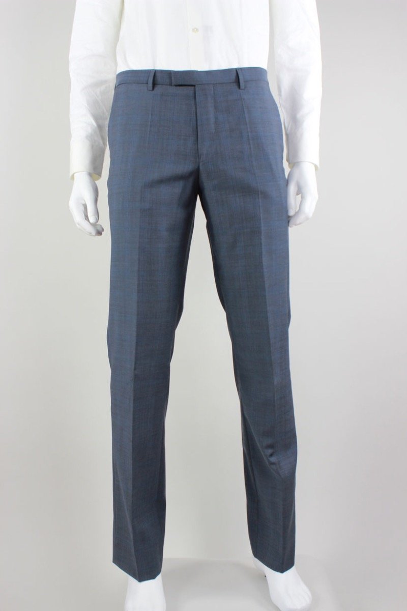 Hugo Boss Blue On Blue Plaid Two Button Single Vent With Flat Front Pants 42L