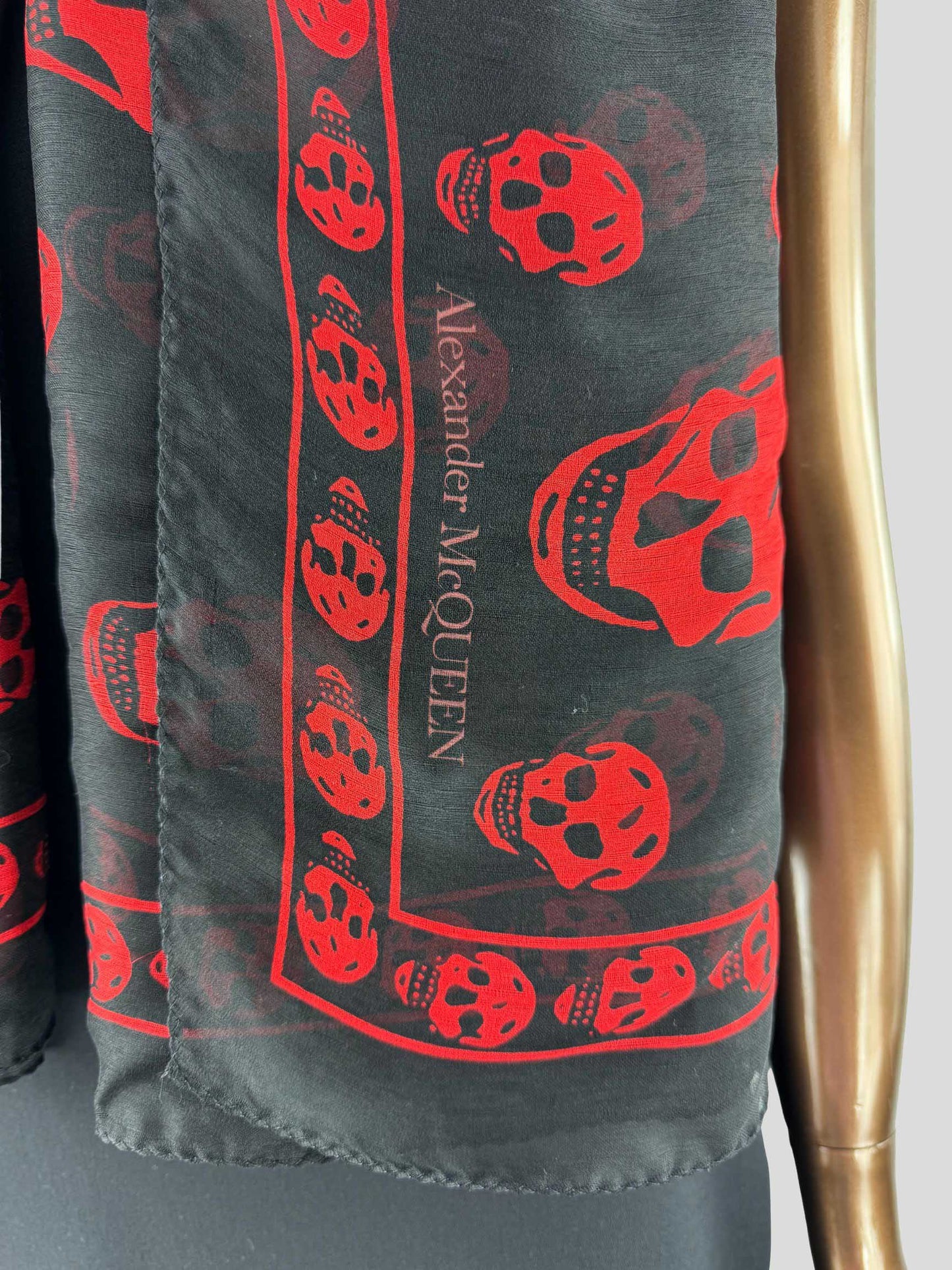 ALEXANDER McQUEEN skull-print silk scarf - One Size