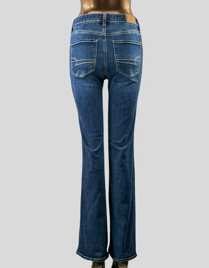 AMERICAN EAGLE High-Waisted Flare Jeans - 2 US