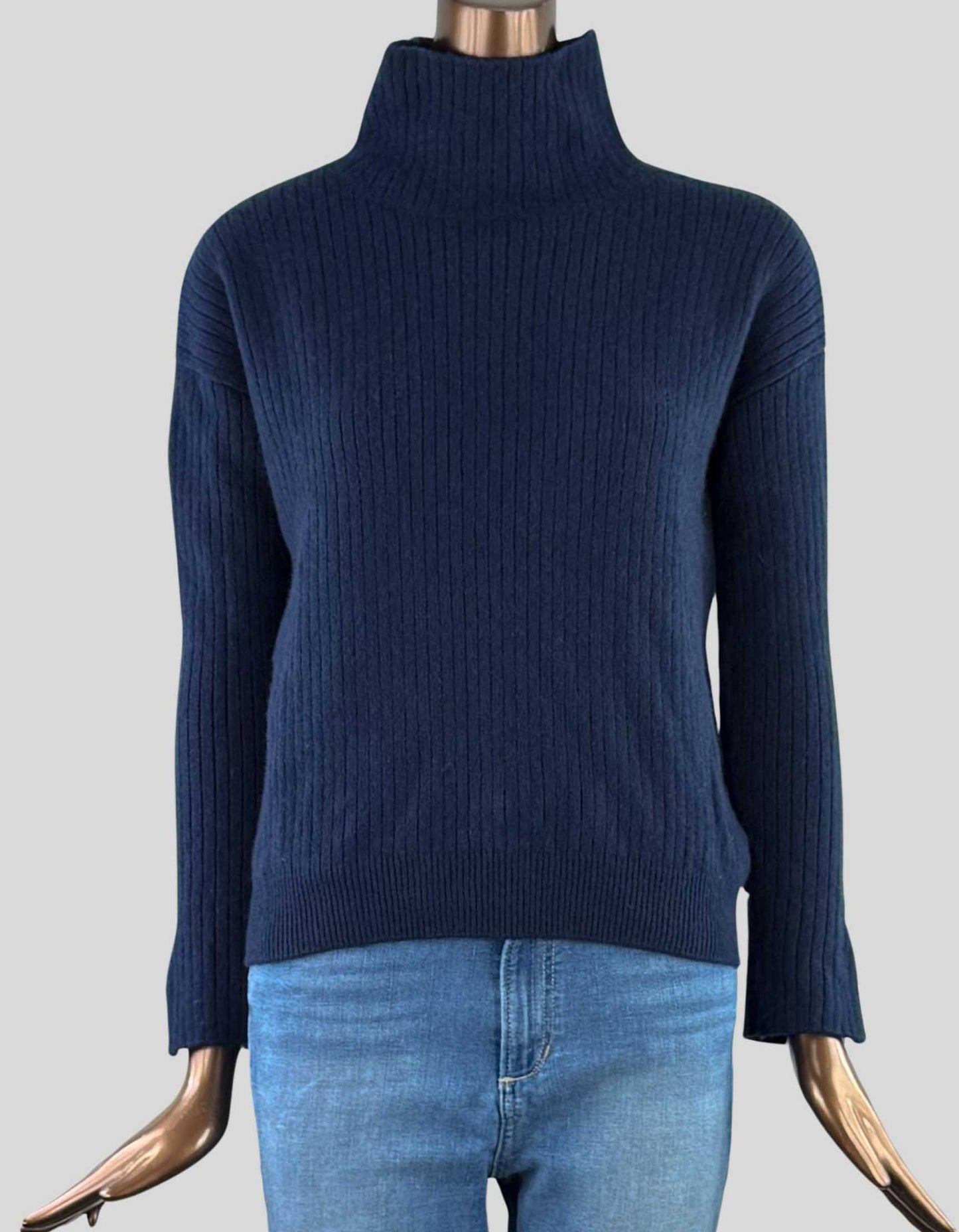 BLACK GOAT Cashmere Sweater in blue for women - Small