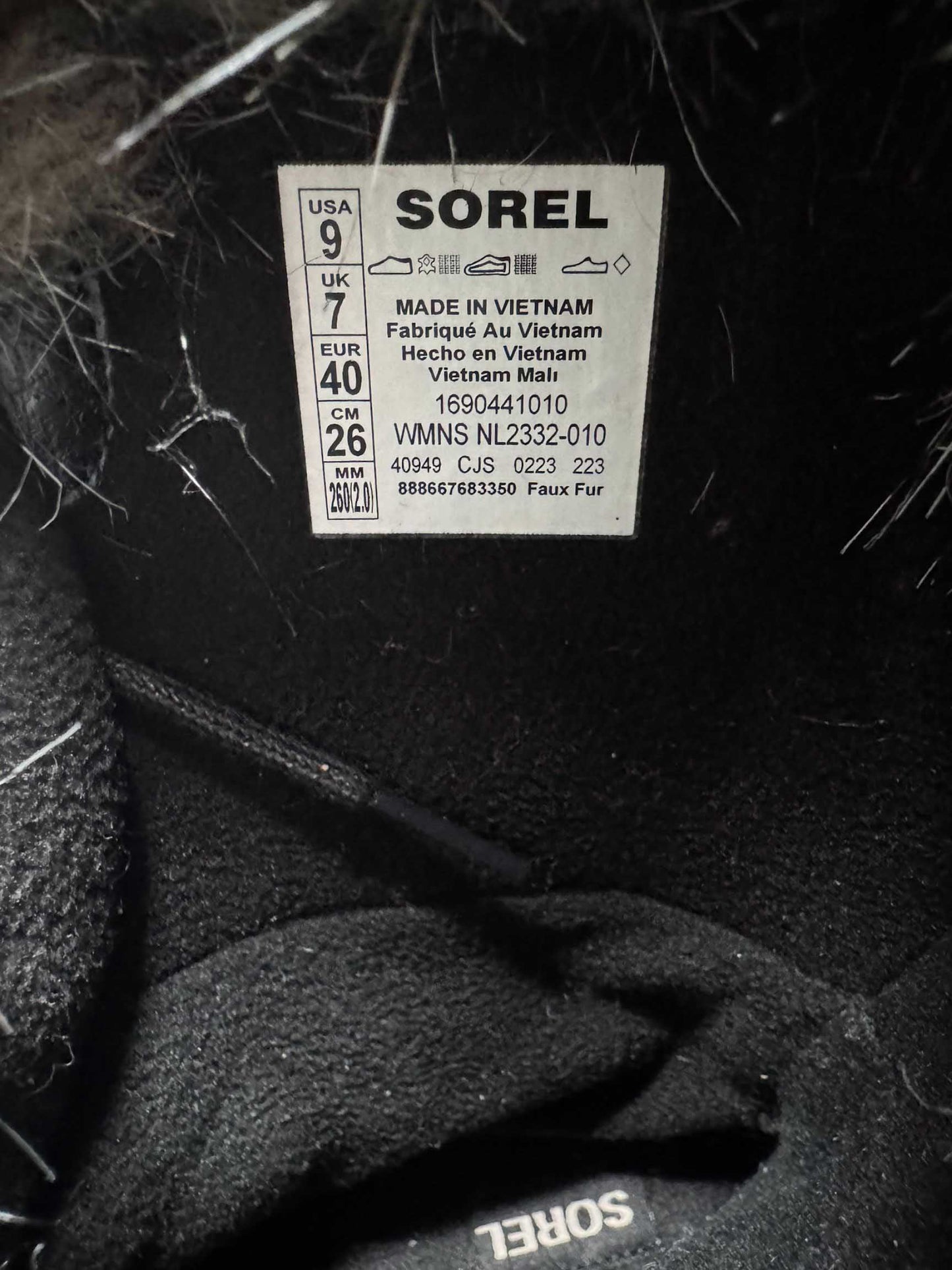 SOREL Faux Fur Lined Boots - 9 US