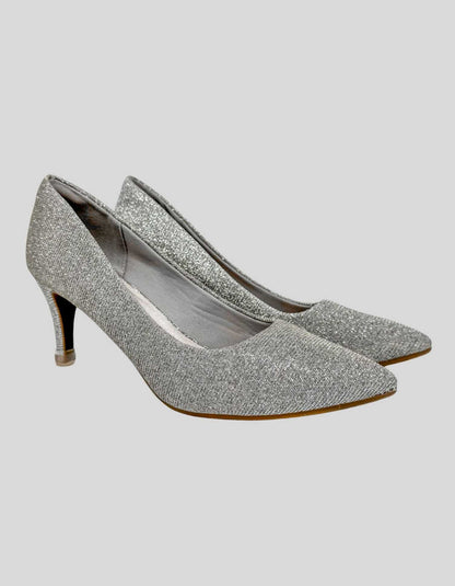 KELLY & KATIE Silver Pumps - 8 US